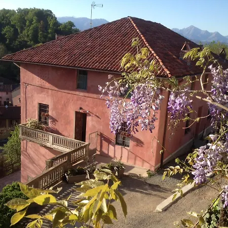 Frühstückspension La Carosera 3*