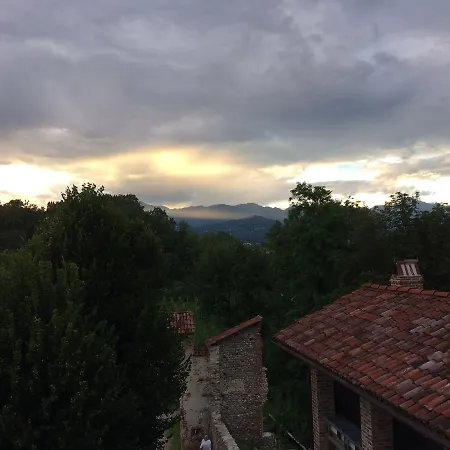 Panzió La Carosera Castellengo